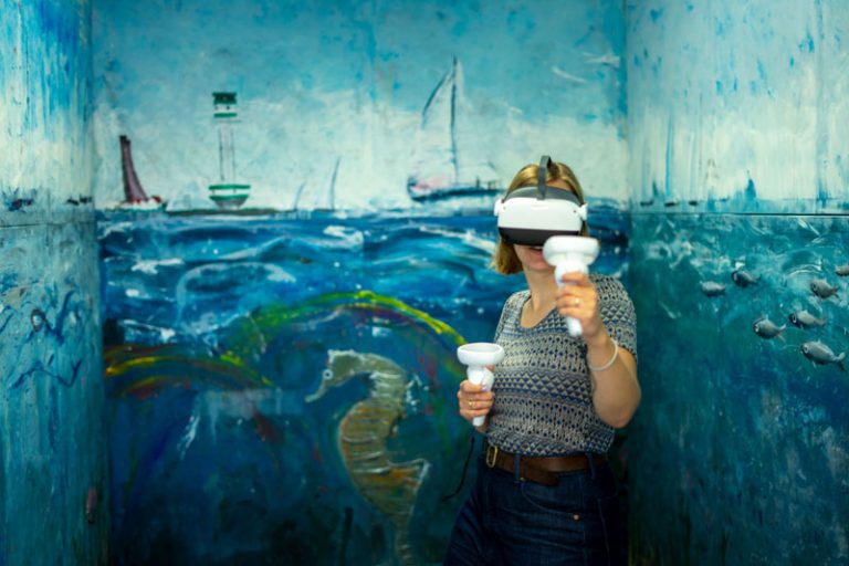 KIEL: Neu im Camp 24/7: Mit der VR Brille eintauchen in die Welt der Meere